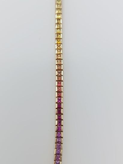 Curieux bracelet 