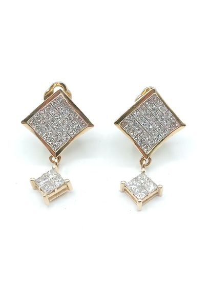 Paire de pendants d'oreilles en or 585°°...