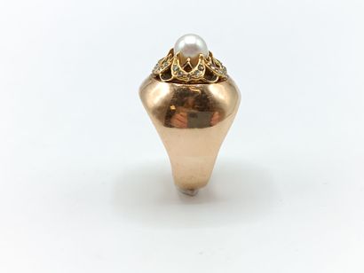 Bague jonc anglais en or jaune 750°°.
Le...