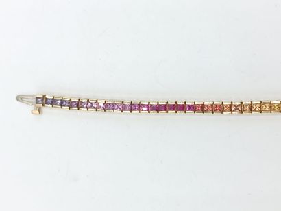 Curieux bracelet 