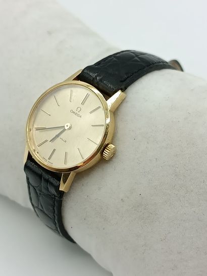 OMEGA, Suisse
Montre bracelet 
