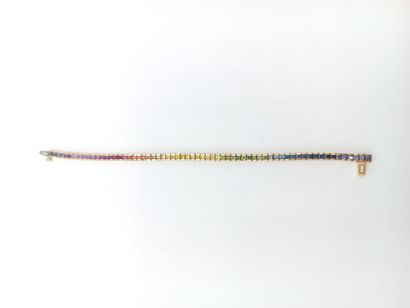 Curieux bracelet 