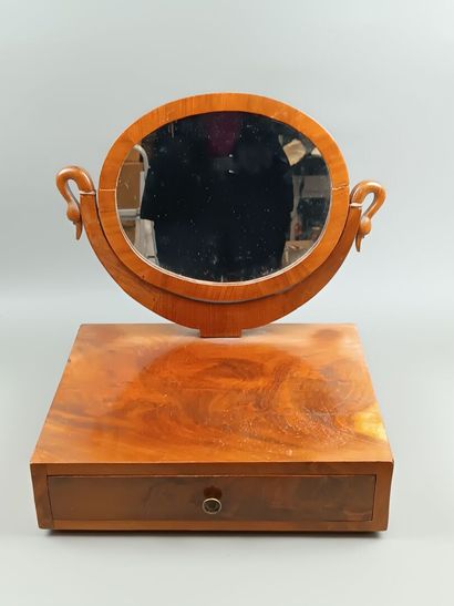 Coiffeuse de table de style Empire en placage...