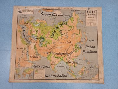 Lot de 7 cartes géographique murales VIDAL-LABLACHE....