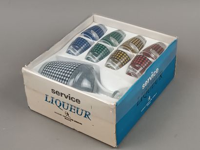 Service liqueur cristal d'ARQUES comprenant...