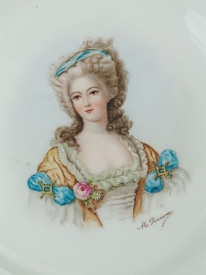 HAVILAND&Cie, Limoges.
Assiette en porcelaine...