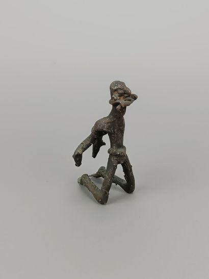ART AFRICAIN
Lot de 8 sujets en métal ou...