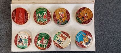 JEUX OLYMPIQUES
Série de 8 broches circulaires...