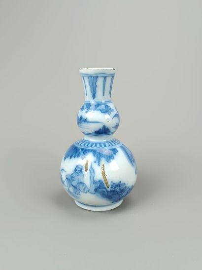 DELFT ?
Vase balustre en faience bleue et...