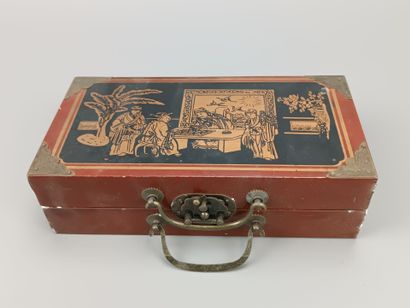 CHINE
Jeu d'échecs de voyage en laque et...