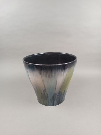 Cache pot année 60 vintage.
Diam : 28.8 cm
H....
