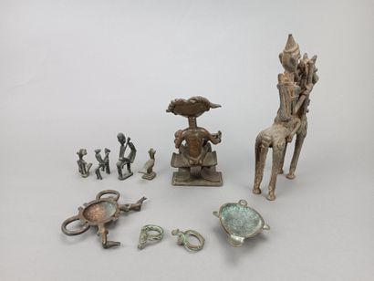 ART AFRICAIN
Lot de 10 pièces en métal ou...