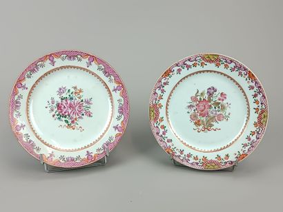 CHINE, Famille Rose
Deux assiettes en po...