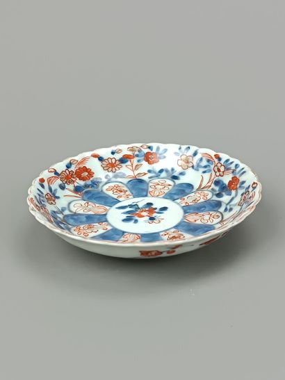 IMARI
Coupelle en porcelaine polychrome à...