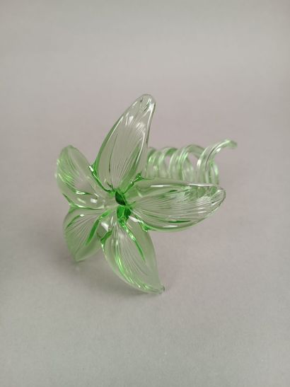 MURANO
Suite de 5 bougeoirs en verre tiré...