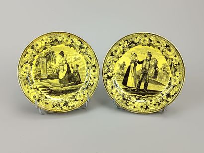 CHOISY.
Paire d'assiettes en faïence imprimée...