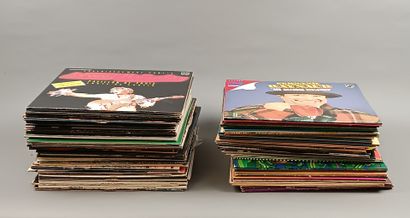 Lot de vinyles 33 T comprenant humoristes...