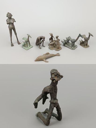 ART AFRICAIN
Lot de 8 sujets en métal ou...