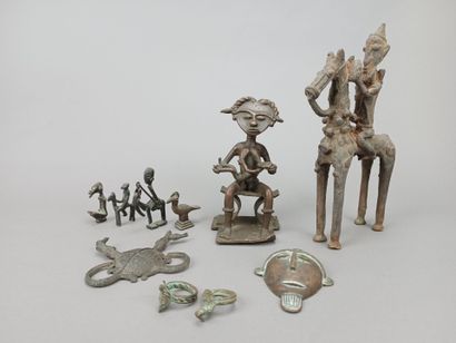 ART AFRICAIN
Lot de 10 pièces en métal ou...