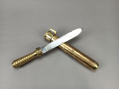 Poignard de scaphandrier en laiton
Etui à...