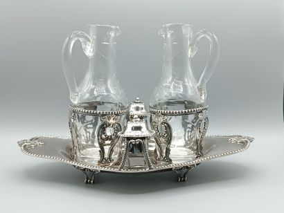 MARSEILLE 1784 
Huilier vinaigrier avec ses...