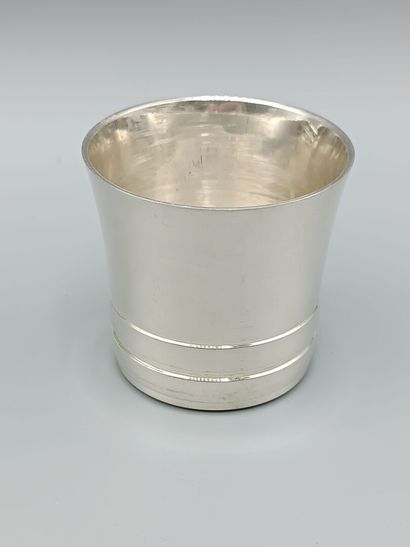 Émile PUIFORCAT
Small silver kettledrum with...