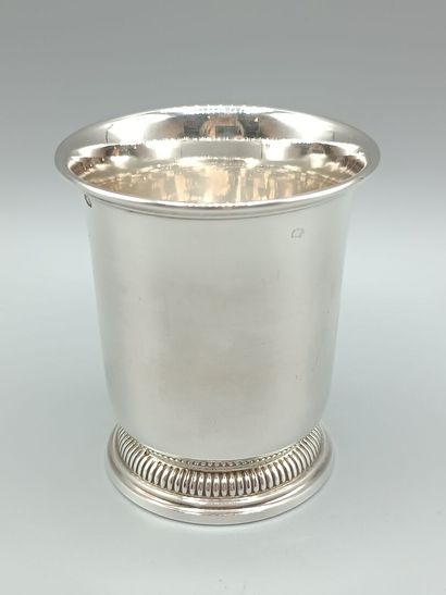 Single-model silver tumbler, slightly flared...