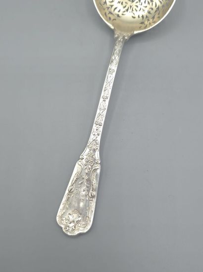 CARDEILHAC 
Cuillère à sucre en argent de...