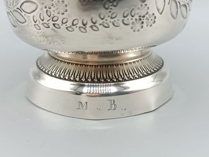 Large silver tulip tumbler with chased decoration...