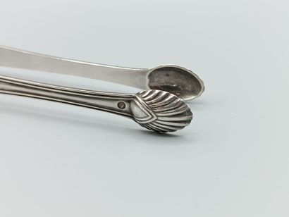 PARIS 1819-38
Pince à sucre en argent de...