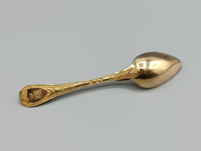 Partie de ménagère en vermeil.
Elle comprend...