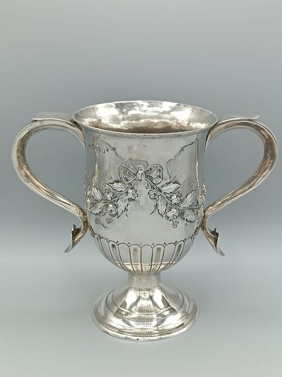 LONDRES 1793
Coupe de mariage en argent dite...