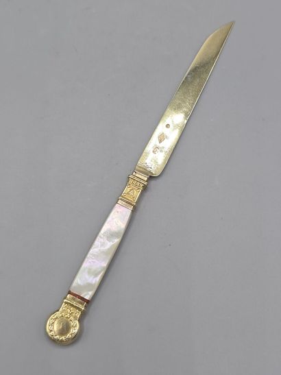 GAVET, cutler to the King 
Letter opener...