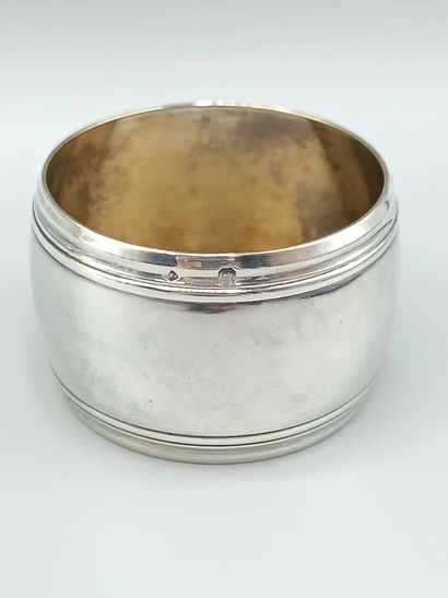 Silver napkin ring, unencrypted.
Minerve...