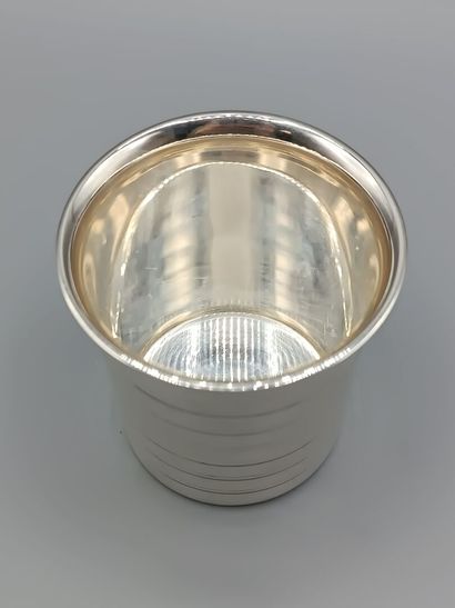 Émile PUIFORCAT
Silver tumbler decorated...