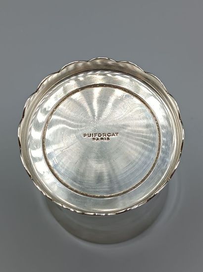 Émile PUIFORCAT
Silver timbale with serrated...