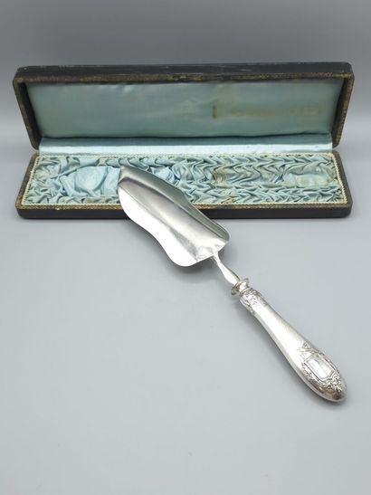 Grande pelle à tarte tout en argent et argent...
