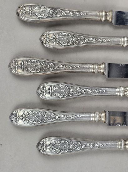 HENIN & Cie 
Set of 6 fruit/entremets knives...