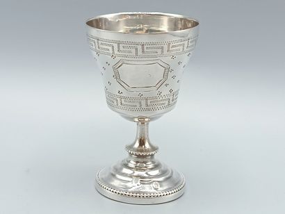 MASSAT Frères 
Silver egg cup on foot. 
Body...