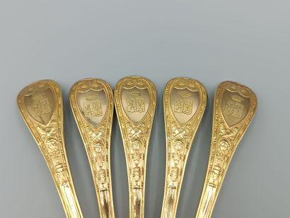 Partie de ménagère en vermeil.
Elle comprend...