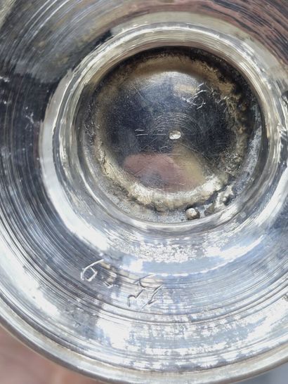 Deux coupes de mariage en argent dites 
