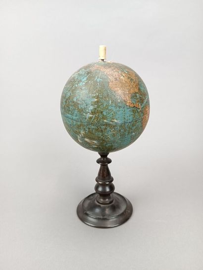 Globe Schotte de Berlin
Paris Hachette et...