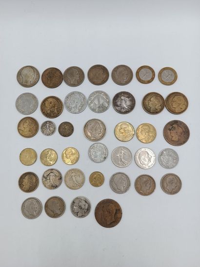 FRANCE ou COLONIES
Lot de pièces démonétisées...