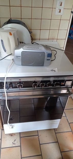 Lot vendu sur place, en l'état (liste des...
