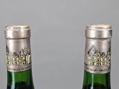 GRAVES
Château Haut Brion
2 B
1979
Eth, quelques...