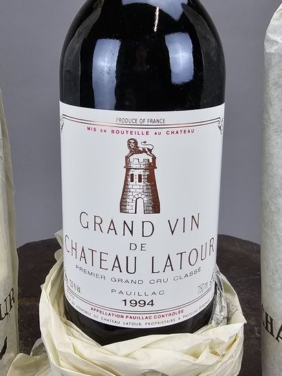 PAUILLAC
Château LATOUR
Grand cru classé
3...