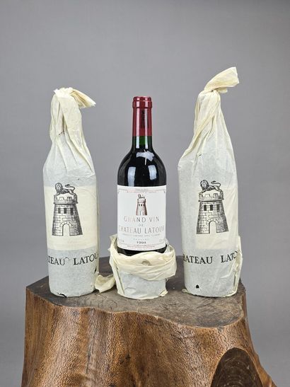PAUILLAC
Château LATOUR
Grand cru classé
3...