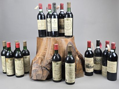Lot panaché de 16 bouteilles
-POMMEROL Château...