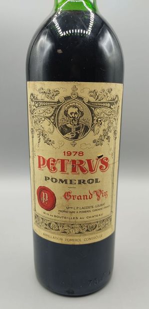 POMEROL.
Petrus.
1 bouteille. 
1978.
Accrocs...