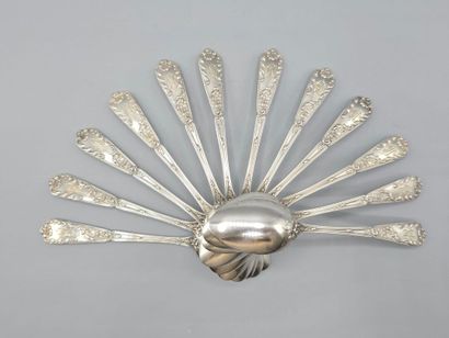 Complete Louis XV-style silver tea/coffee...